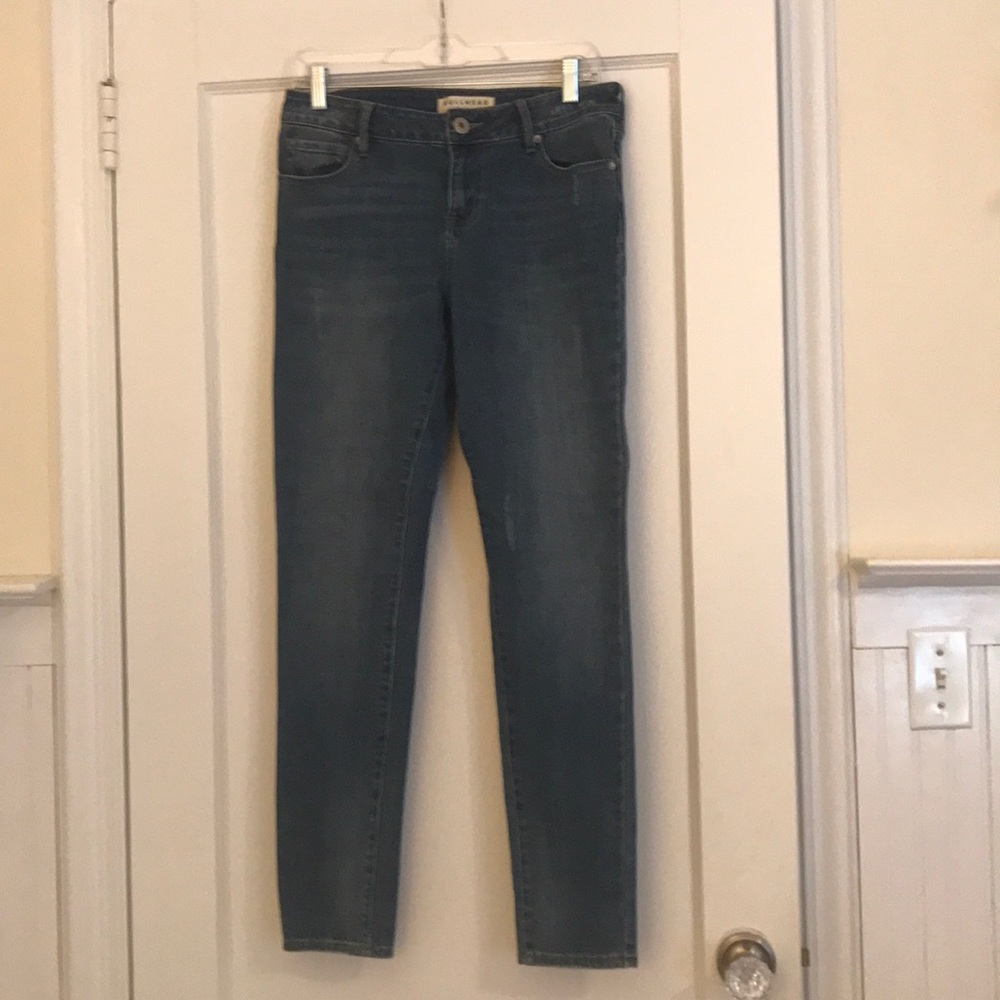 Light wash jeans